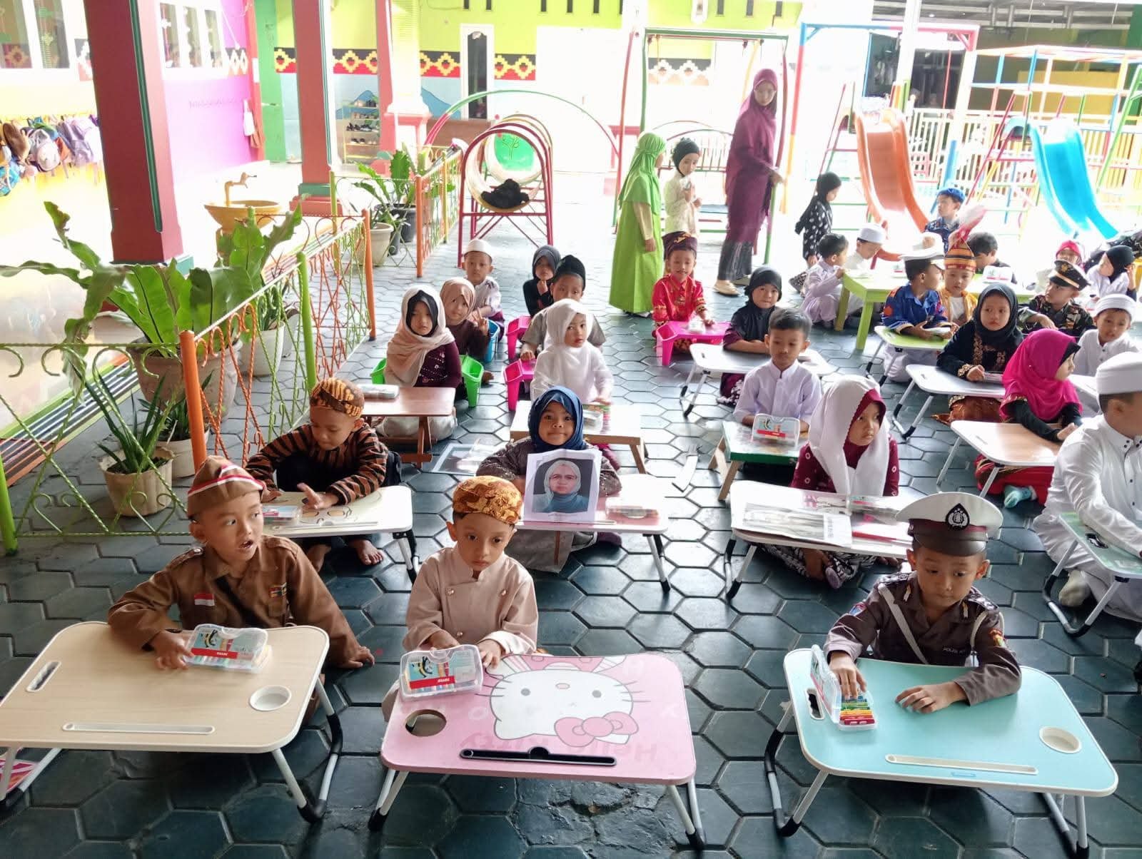 Ruang Kelas Warna-warni