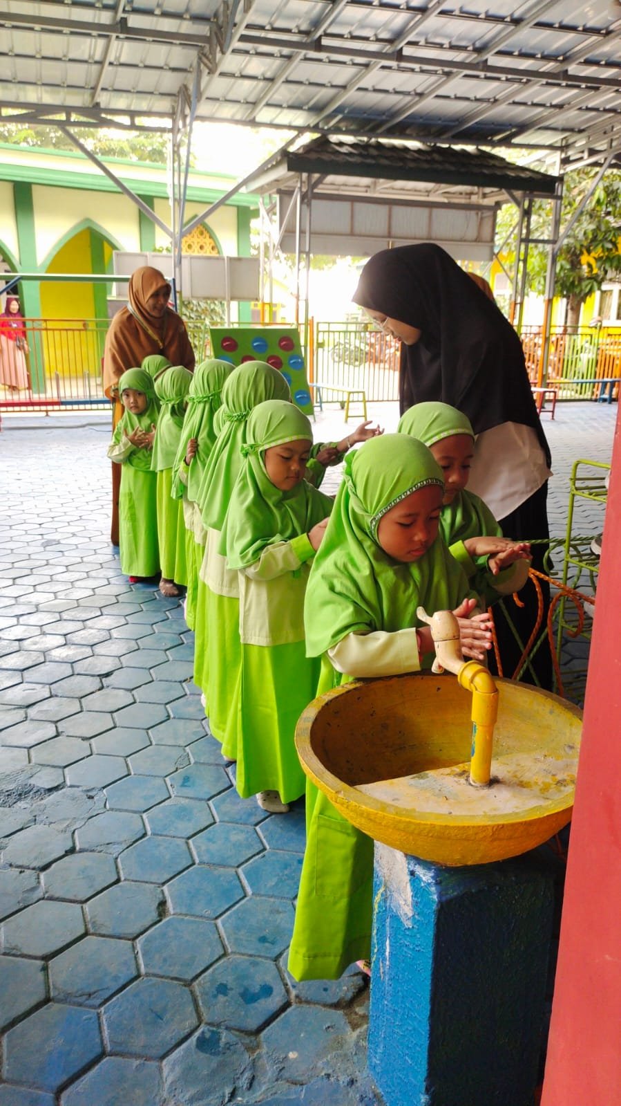 Praktik Wudhu